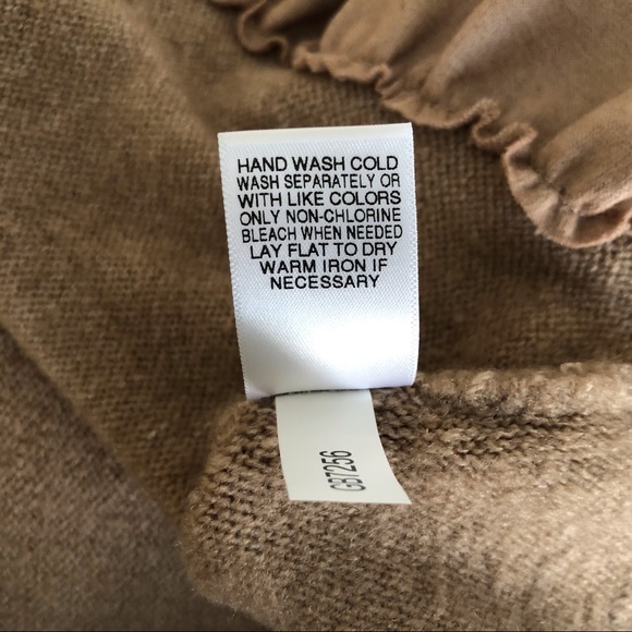 Gianni Bini Tan Boat Neck Ruffle Sweater Medium - Picture 6 of 6